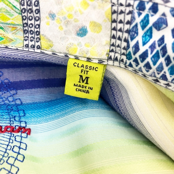 Robert Graham Stripe Reverse Cuff Button Down - Picture 7 of 8